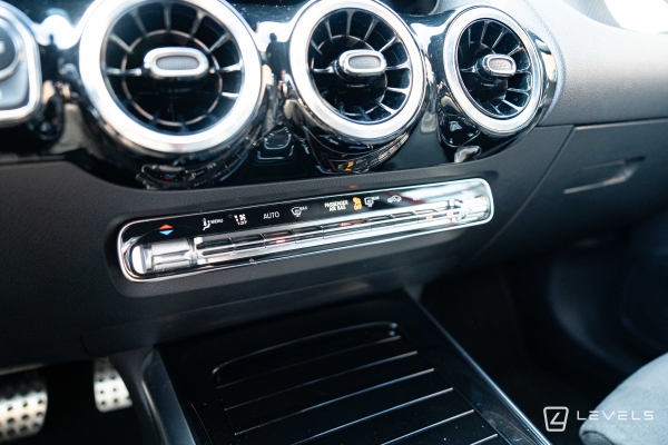Mercedes GLA 200D 150ch AMG Line 8G-DCT