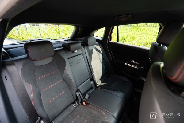 Mercedes GLA 200D 150ch AMG Line 8G-DCT