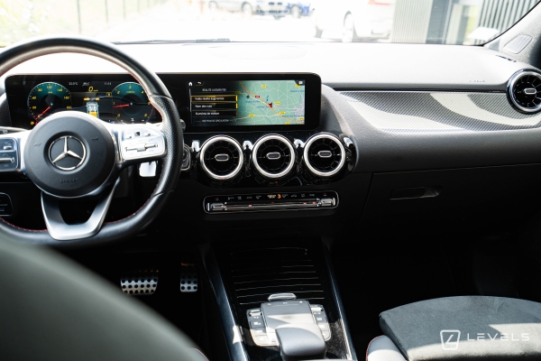 Mercedes GLA 200D 150ch AMG Line 8G-DCT
