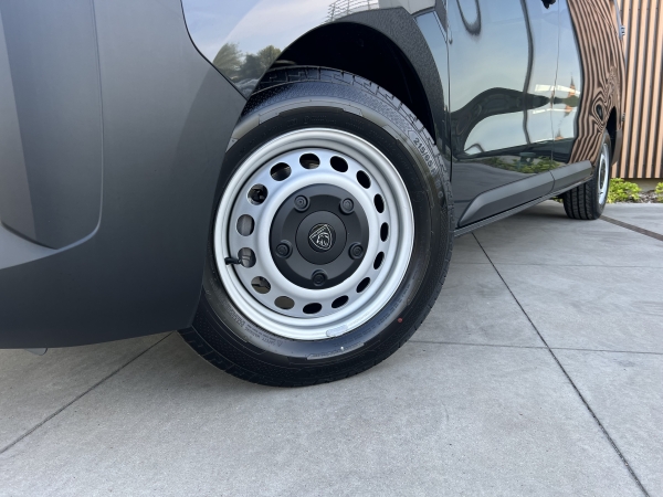Utilitaire NOUVEAU PEUGEOT EXPERT 2.0 HDI 145 XL