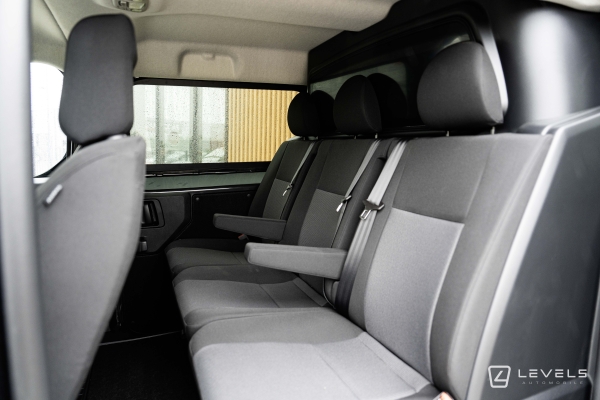 Utilitaire NOUVEAU PEUGEOT EXPERT XL 2.0 HDI 180 BVA CABINE APPROFONDIE 5 P
