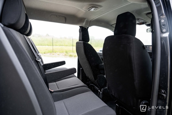 Utilitaire NOUVEAU PEUGEOT EXPERT XL 2.0 HDI 180 BVA CABINE APPROFONDIE 5 P