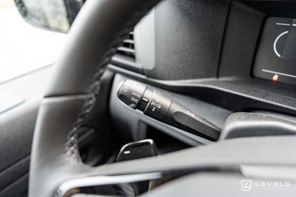 Utilitaire NOUVEAU PEUGEOT EXPERT XL 2.0 HDI 180 BVA CABINE APPROFONDIE 5 P