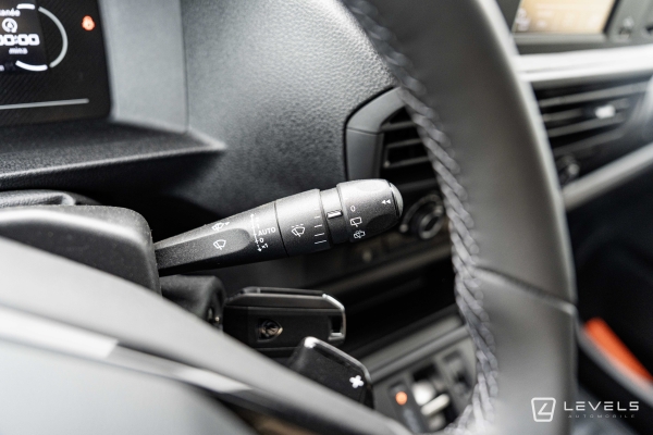 Utilitaire NOUVEAU PEUGEOT EXPERT XL 2.0 HDI 180 BVA CABINE APPROFONDIE 5 P
