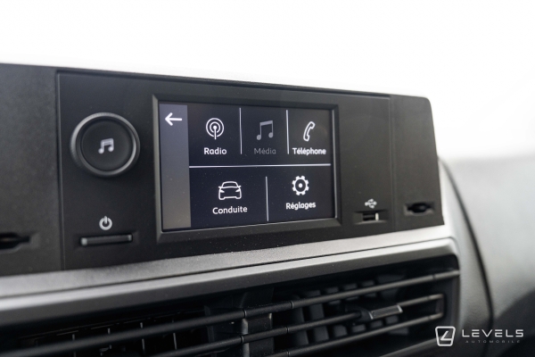 Utilitaire NOUVEAU PEUGEOT EXPERT XL 2.0 HDI 180 BVA CABINE APPROFONDIE 5 P