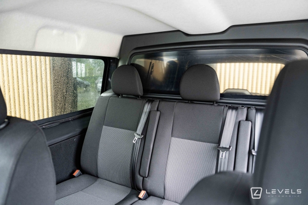 Utilitaire NOUVEAU PEUGEOT EXPERT XL 2.0 HDI 180 BVA CABINE APPROFONDIE 5 P