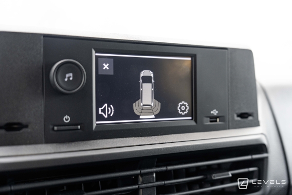 Utilitaire NOUVEAU PEUGEOT EXPERT XL 2.0 HDI 180 BVA CABINE APPROFONDIE 5 P
