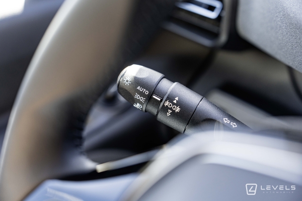 Utilitaire NOUVEAU PEUGEOT RIFTER 1.5 BLUEHDI 130CH ALLURE - 5 PLACES - 