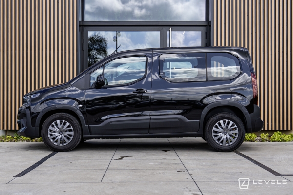 Utilitaire NOUVEAU PEUGEOT RIFTER 1.5 BLUEHDI 130CH ALLURE - 5 PLACES - 