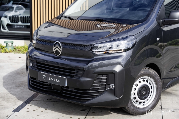 Utilitaire NOUVEAU CITROEN JUMPY XL 2.0 HDI 180CH BVA CABINE APPROFONDIE 6 PLACES