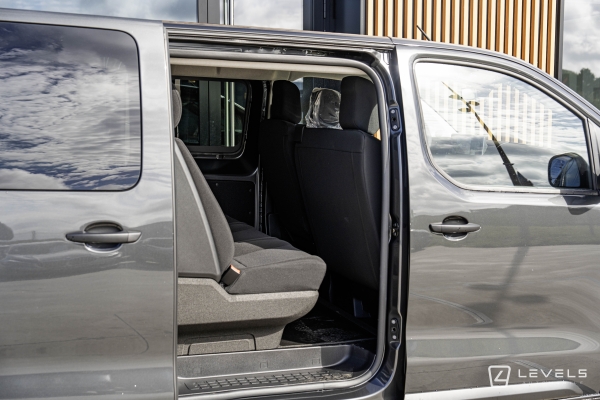 Utilitaire NOUVEAU CITROEN JUMPY XL 2.0 HDI 180CH BVA CABINE APPROFONDIE 6 PLACES