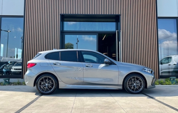BMW SERIE 1 118i M SPORT DKG7