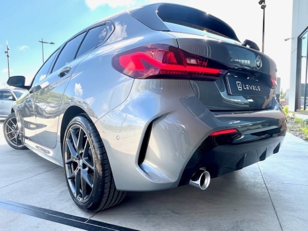 BMW SERIE 1 118i M SPORT DKG7