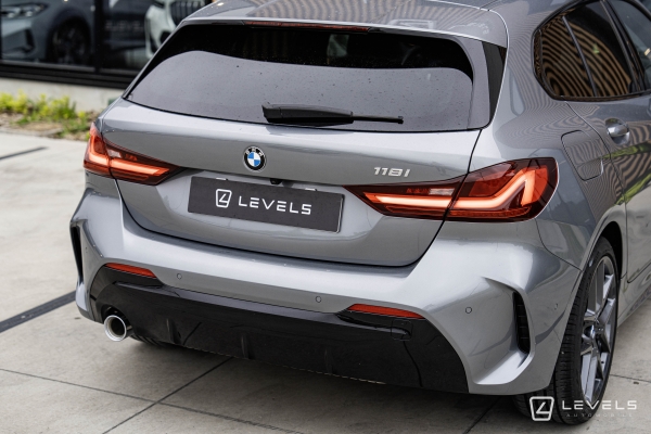 BMW SERIE 1 118i M SPORT DKG7