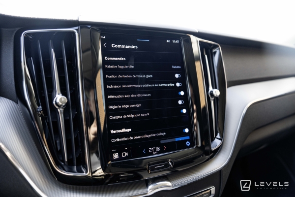  Volvo XC60 B4 197ch Plus Style Chrome GEARTRONIC 8
