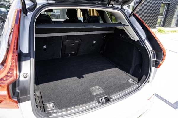  Volvo XC60 B4 197ch Plus Style Chrome GEARTRONIC 8