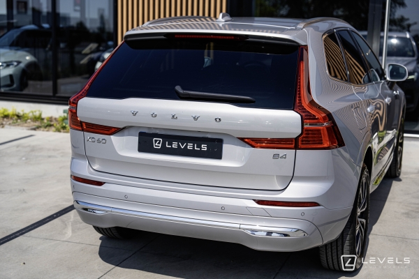 Volvo XC60 B4 197ch Plus Style Chrome GEARTRONIC 8