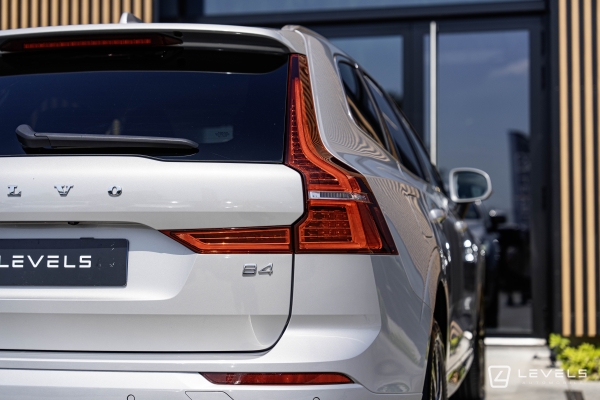  Volvo XC60 B4 197ch Plus Style Chrome GEARTRONIC 8