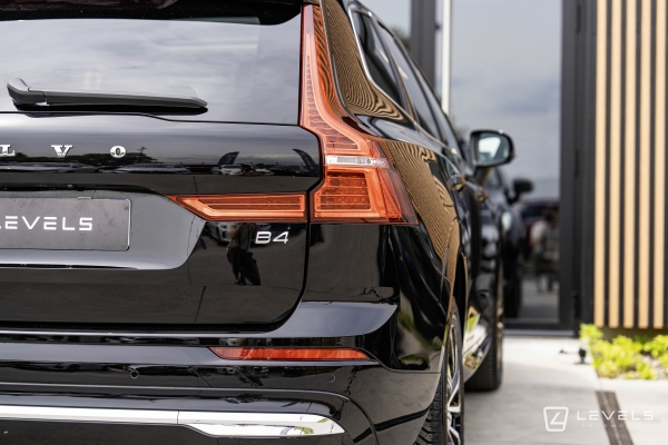 Volvo XC60 B4 197ch Plus Style Chrome GEARTRONIC 8