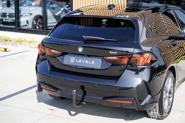 BMW SERIE 1 (F70) 120i 170ch DKG7