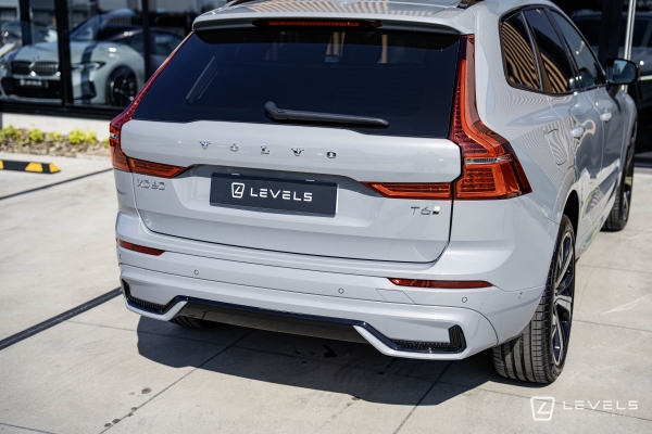  Volvo XC60 T6 253 + 145 Ch Ultra Style Dark BVA8 AWD - En Arrivage