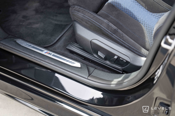 BMW SERIE 1 118i 136 ch M SPORT DKG7
