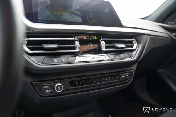 BMW SERIE 1 118i 136 ch M SPORT DKG7