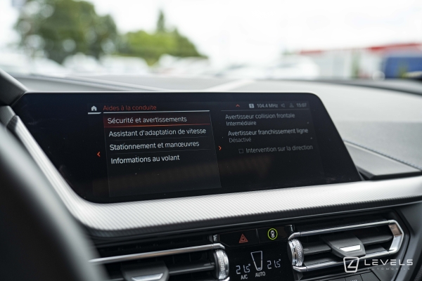 BMW SERIE 1 118i 136 ch M SPORT DKG7
