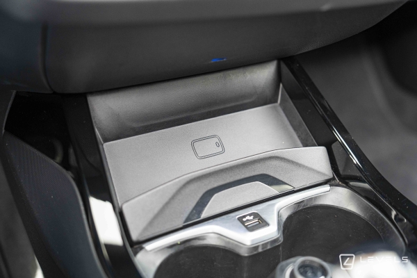BMW SERIE 1 118i 136 ch M SPORT DKG7