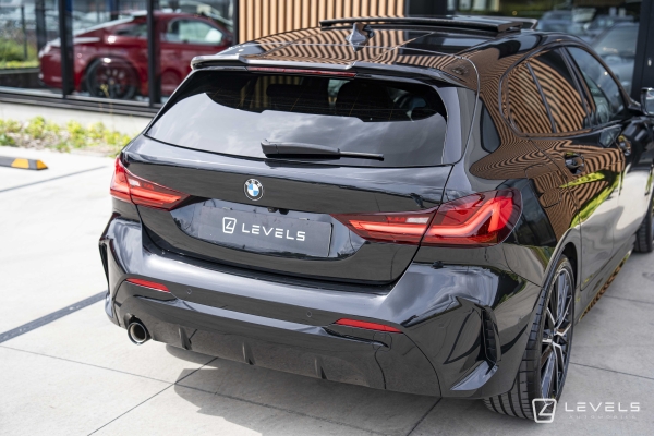 BMW SERIE 1 118i 136 ch M SPORT DKG7