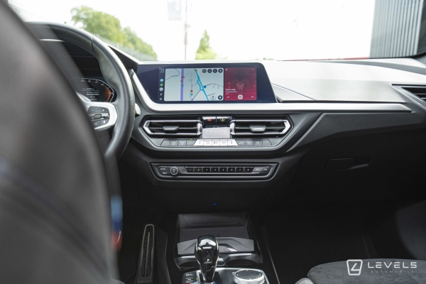 BMW SERIE 1 118i 136 ch M SPORT DKG7