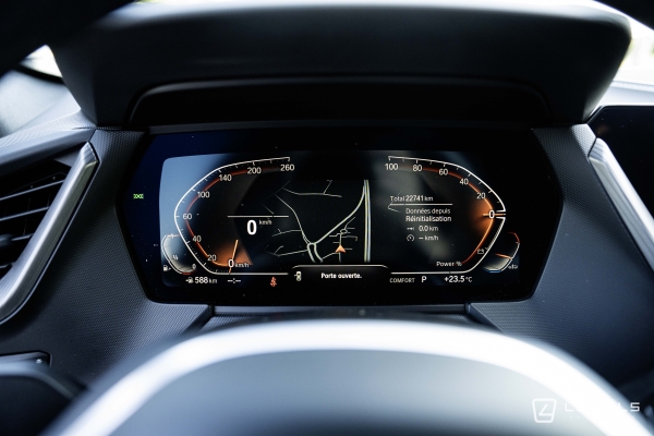 BMW SERIE 1 118i 136 ch M SPORT DKG7