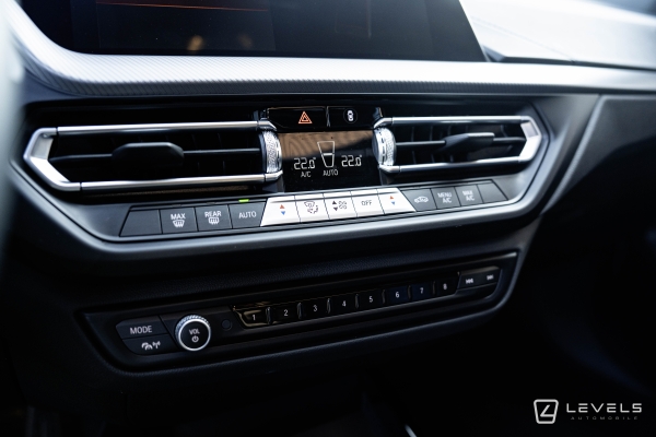 BMW SERIE 1 118i 136 ch M SPORT DKG7