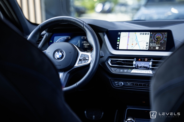 BMW SERIE 1 118i 136 ch M SPORT DKG7