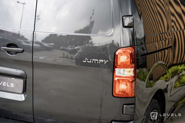 Utilitaire Citröen Jumpy M 2.0L BlueHDI 145  EAT8  
