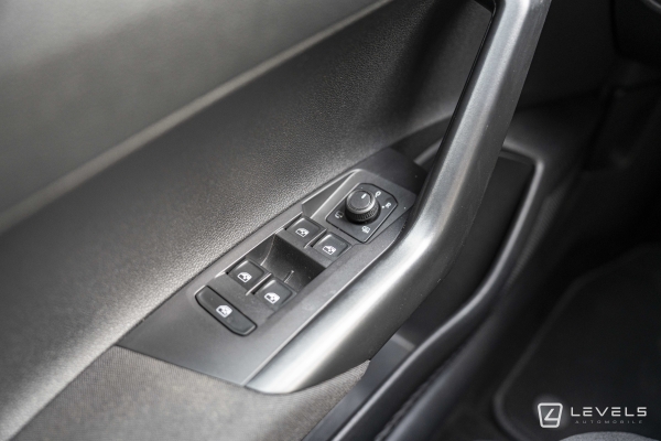  Volkswagen POLO VI 1.0 TSI 95 ch Life Plus DSG7