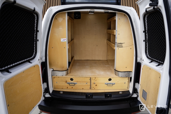 Utilitaire Volkswagen Caddy Van Aménagé 1.4 TGI 110 Ch Business Line Gaz de ville