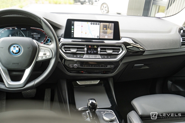 BMW X3 xDrive30e 292 ch Business Design BVA8