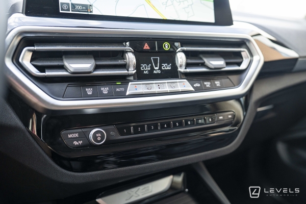 BMW X3 xDrive30e 292 ch Business Design BVA8