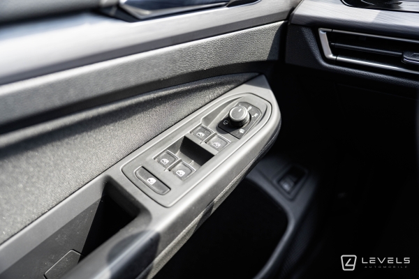  Volkswagen GOLF 8 eHybrid 204 ch DSG6 Finition Style