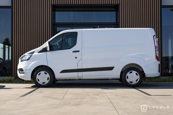 Utilitaire FORD TRANSIT CUSTOM 340 L1H1 2.0 ECOBLUE 130 CH TREND BUSINESS - 19990€ HT