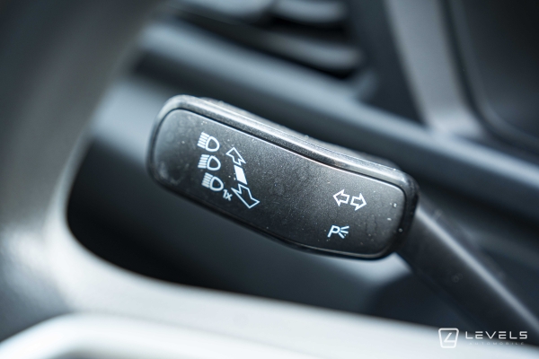 Utilitaire Volkswagen Caddy Cargo 4Motion 2.0 TDI 122 ch Business - 19158€ HT