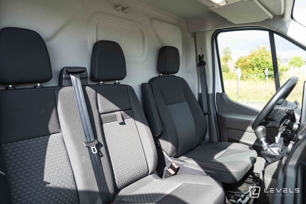 Utilitaire FORD TRANSIT 2T 350 L2H2 2.0 EcoBlue 130 Ch S&S Trend Business