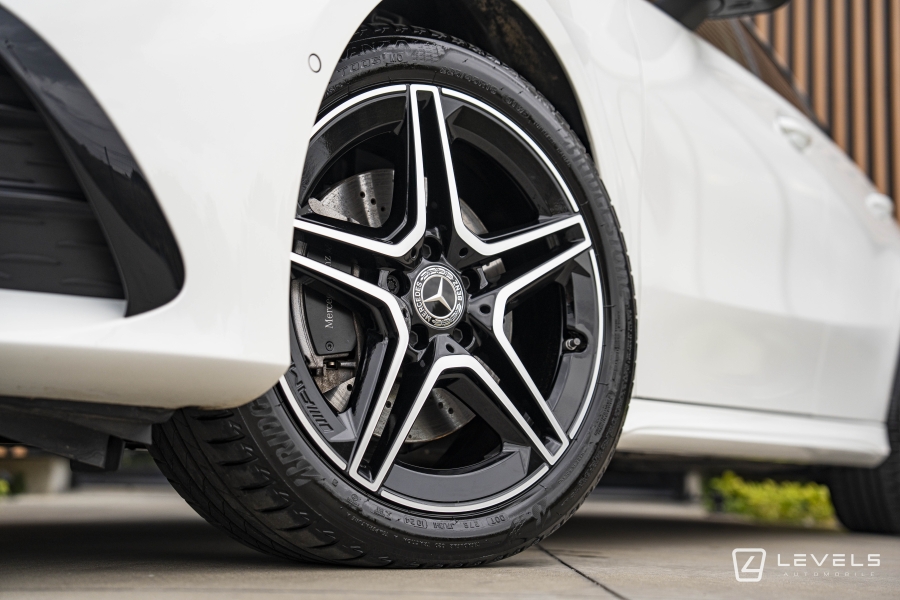 Mercedes Classe A Berline 250E AMG LINE 8G-DCT