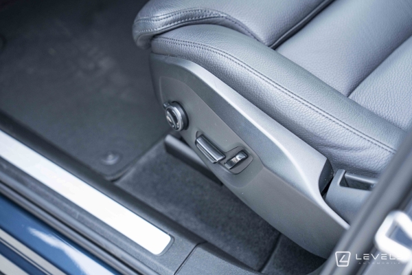 Volvo XC60 T6 253 + 145 ch Recharge Ultimate Style Chrome
