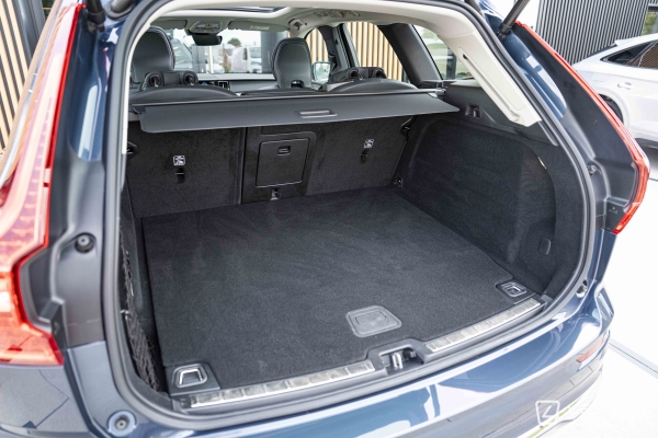 Volvo XC60 T6 253 + 145 ch Recharge Ultimate Style Chrome