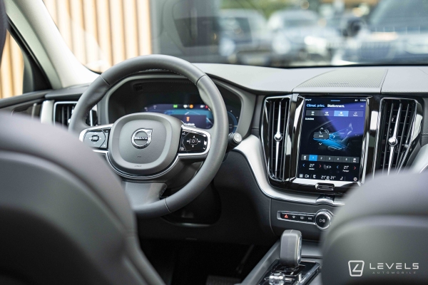 Volvo XC60 T6 253 + 145 ch Recharge Ultimate Style Chrome
