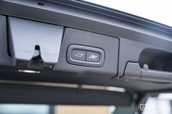 Volvo XC60 T6 253 + 145 ch Recharge Ultimate Style Chrome