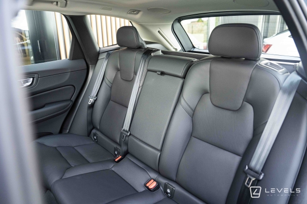 Volvo XC60 T6 253 + 145 ch Recharge Ultimate Style Chrome
