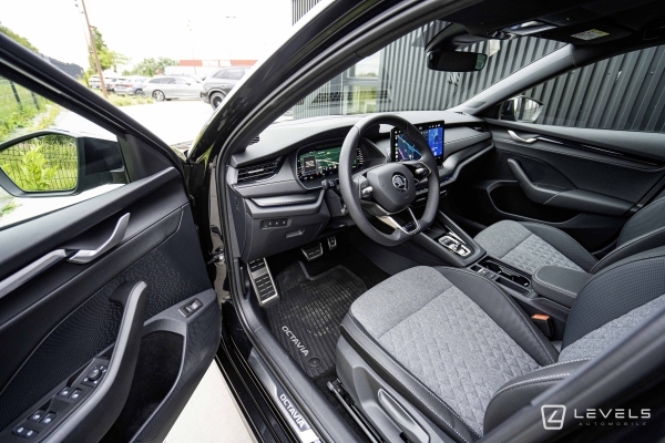 Skoda Octavia Combi Sportline 1.5 TSI 150 ch DSG7